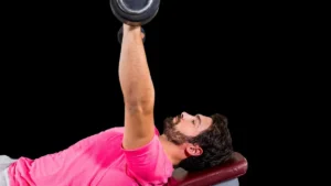 Lee más sobre el artículo Aperturas con mancuerna en banco inclinado para pecho (Incline Dumbbell Flyes): instructivo paso a paso para realizarlo correctamente